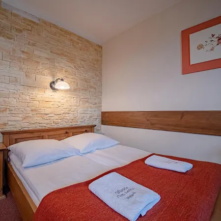 Szarotka Bed & Breakfast Gliczarów