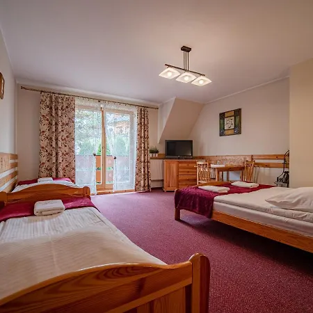 Bed & Breakfast Szarotka 3*