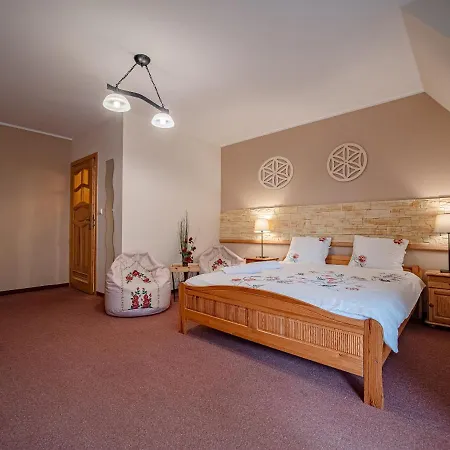 Szarotka Bed & Breakfast Gliczarów