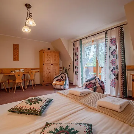 Bed & Breakfast Szarotka 3*