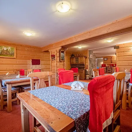 Bed & Breakfast Szarotka 3*