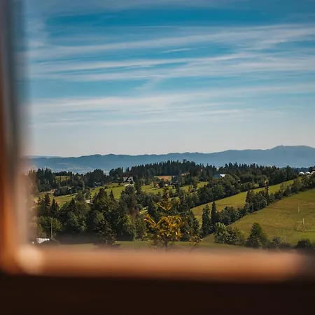 Szarotka Bed & Breakfast