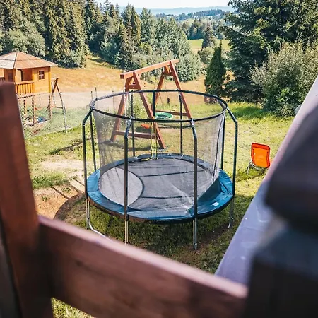 Bed & Breakfast Szarotka 3*