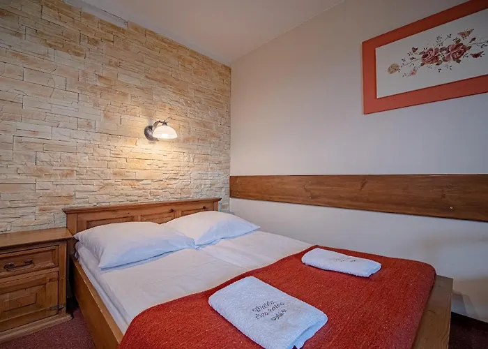 Szarotka Bed & Breakfast Gliczarów