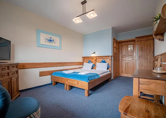 Szarotka Bed & Breakfast 3*